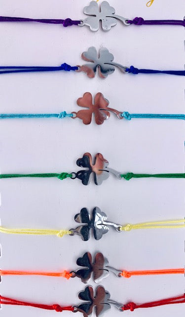 Verstellbare 7-Chakra-Klee-Armbänder