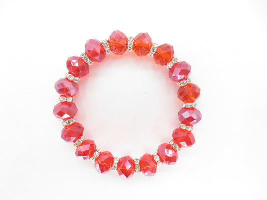 Elegantes Armband aus roten Kristallperlen mit Diamanten