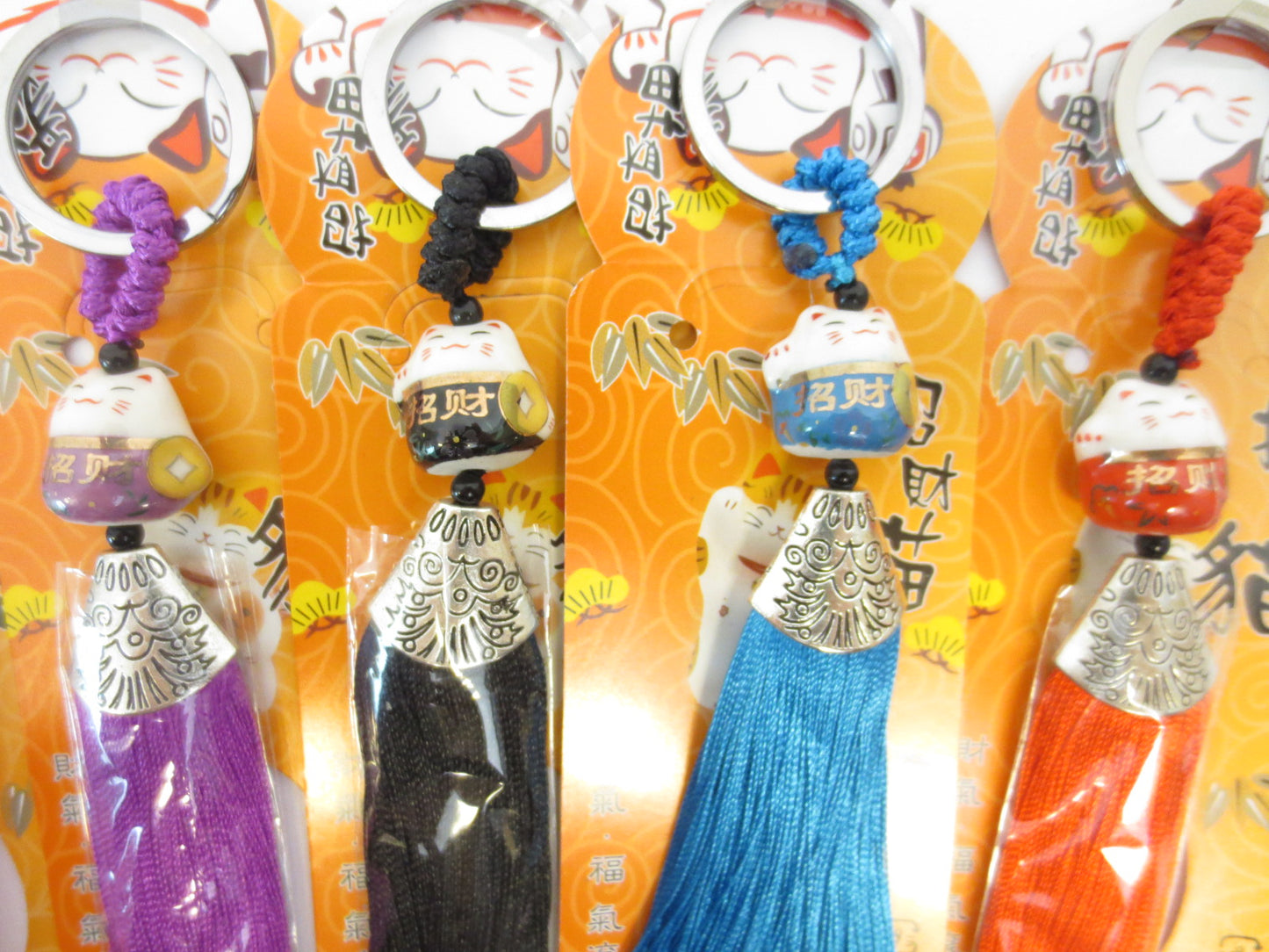 Glücksbringer-Schlüsselanhänger Maneki Neko Katze, verschiedene Farben (6 Stück)