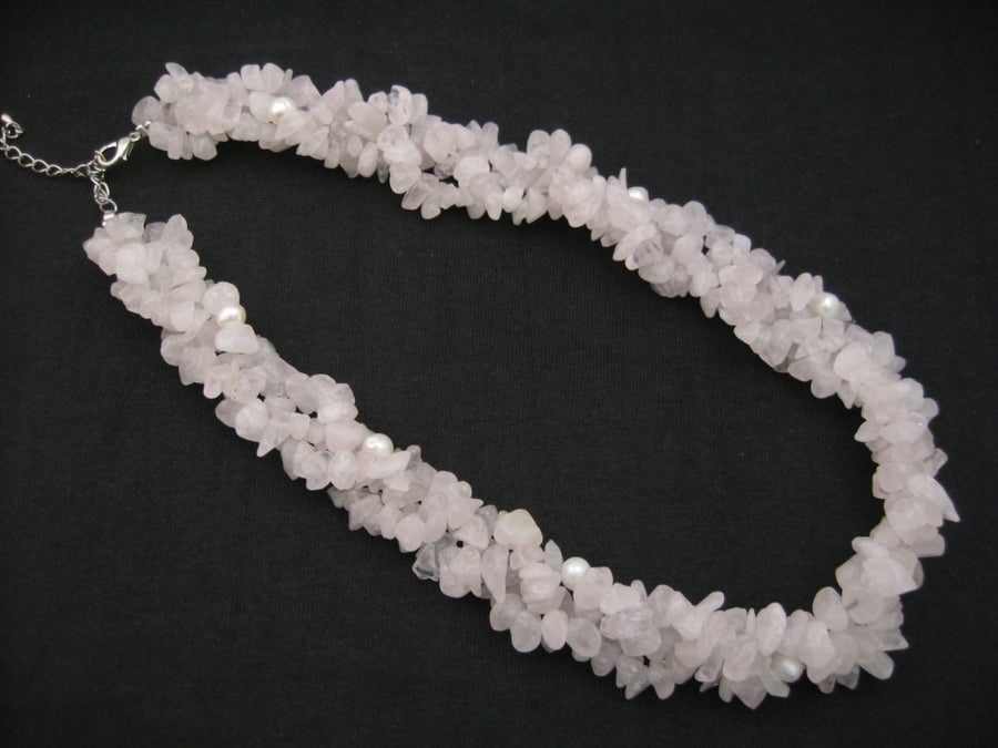 Großhandel Geclusterte Rosenquarz Chipstein Halskette mit Perlen