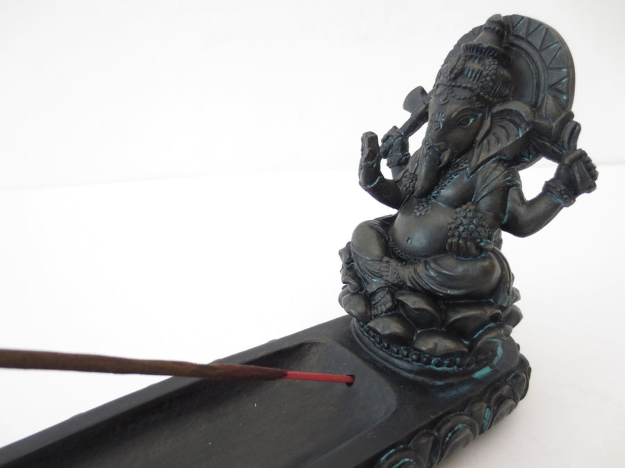 Schwarzer Ganesh Räucherstäbchenhalter