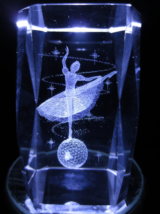 3D-Kristall-Lasergravurblock – Ballerina auf der Welt