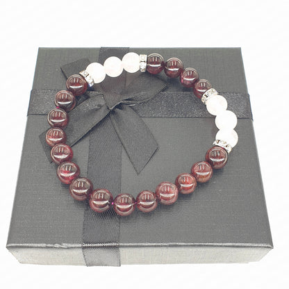 8-mm-Armband mit Geschenkbox – Granat und Diamant