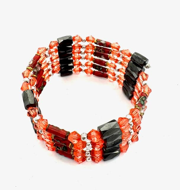 Erdbeere Magnetisches Wickelarmband mit Perlen