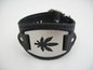 Armband mit Metallplatte aus Cannabis