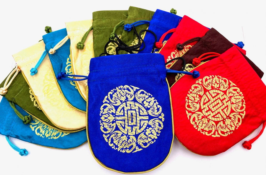 Bestickter Chinesischer Glücksbeutel mit Kordelzug – Set (12 Stück)