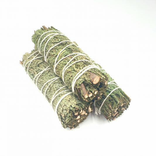 Räucherstäbchen aus Zedernholz 12 cm (3 x 20–25 g)