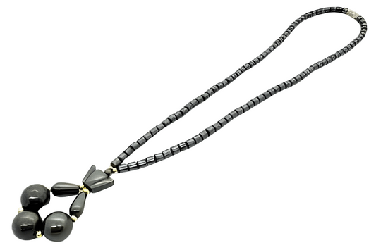 Elegante Drop-Anhänger Hämatitperlenkette