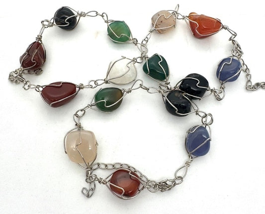 Poliertes Edelstein-Armband Drahtgewickelt – Mixed Chakra