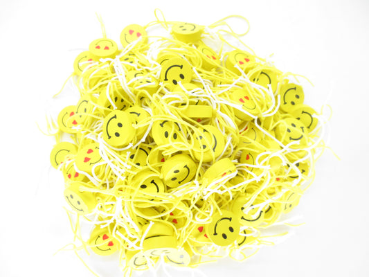 Großhandel Runde Smiley Glücksanhänger