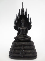 Großhandel - meditierender thailndischer Buddha mit Schlangen (mittel)