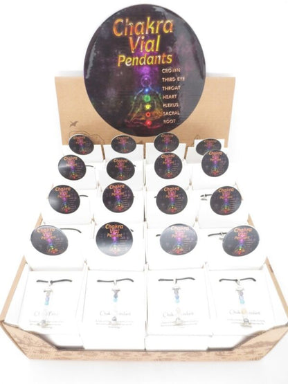 Halskette mit Anhänger in Form eines 7-Chakra-Fläschchens – Großhandel