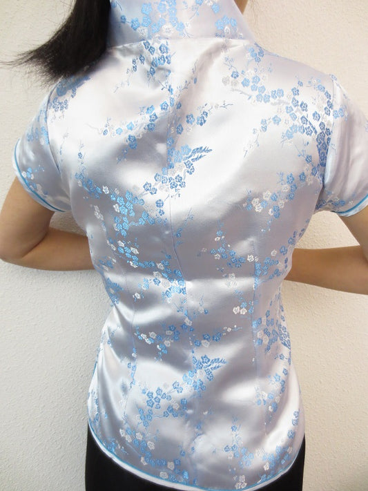 licht blau mit blumen Damen Tops