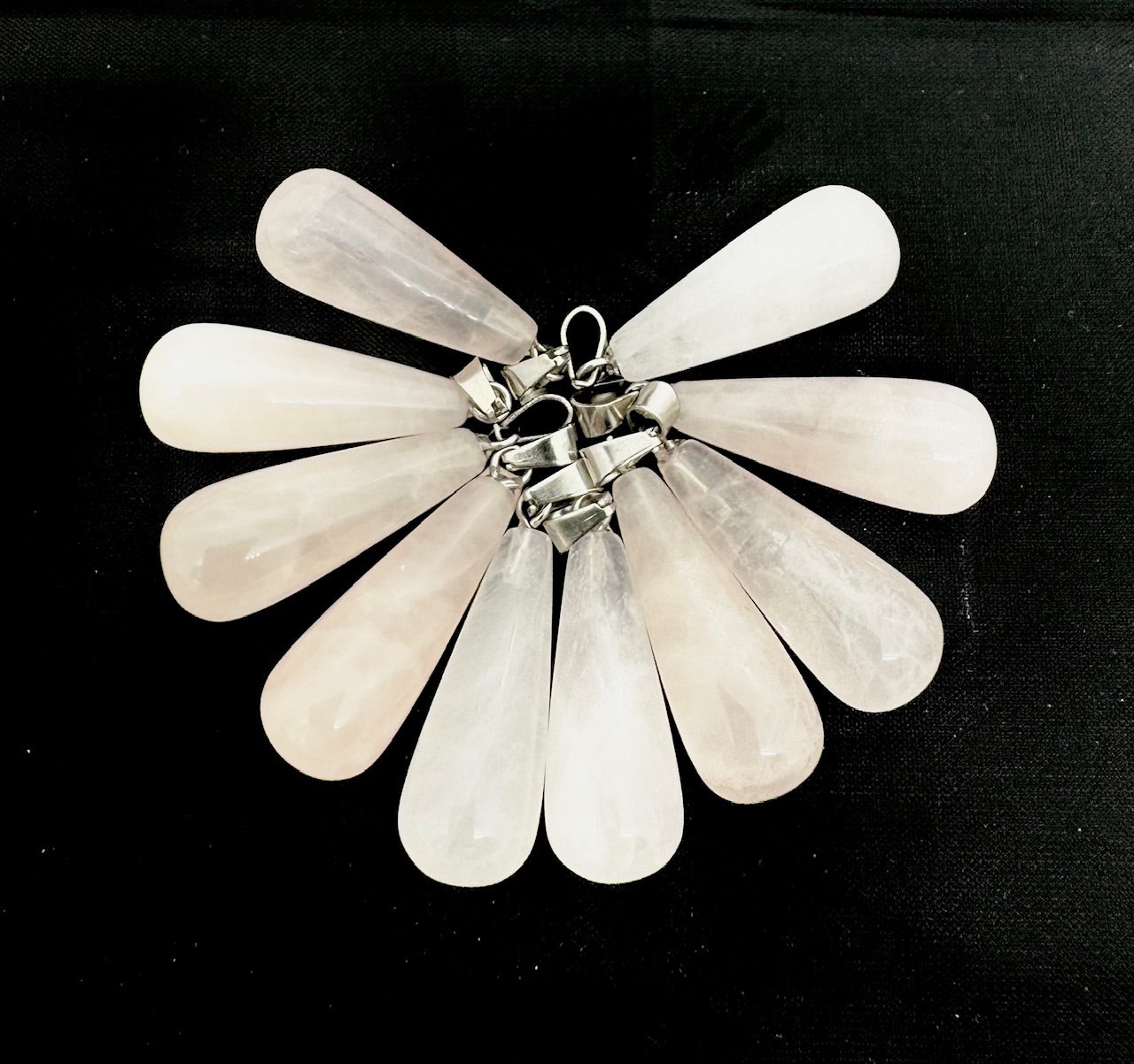 Rosenquarz-Tropfenanhänger (10 Stück)