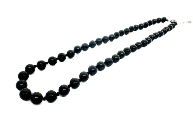 Großhandel 8 mm Schwarze Onyx-Perlenkette (ohne Schachtel)